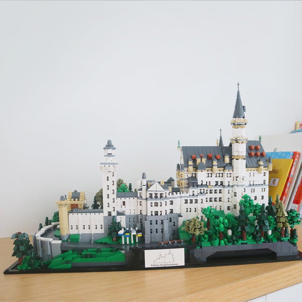 BICRKTOMXY Neuschwanstein Castle 6,786-Piece Building Set